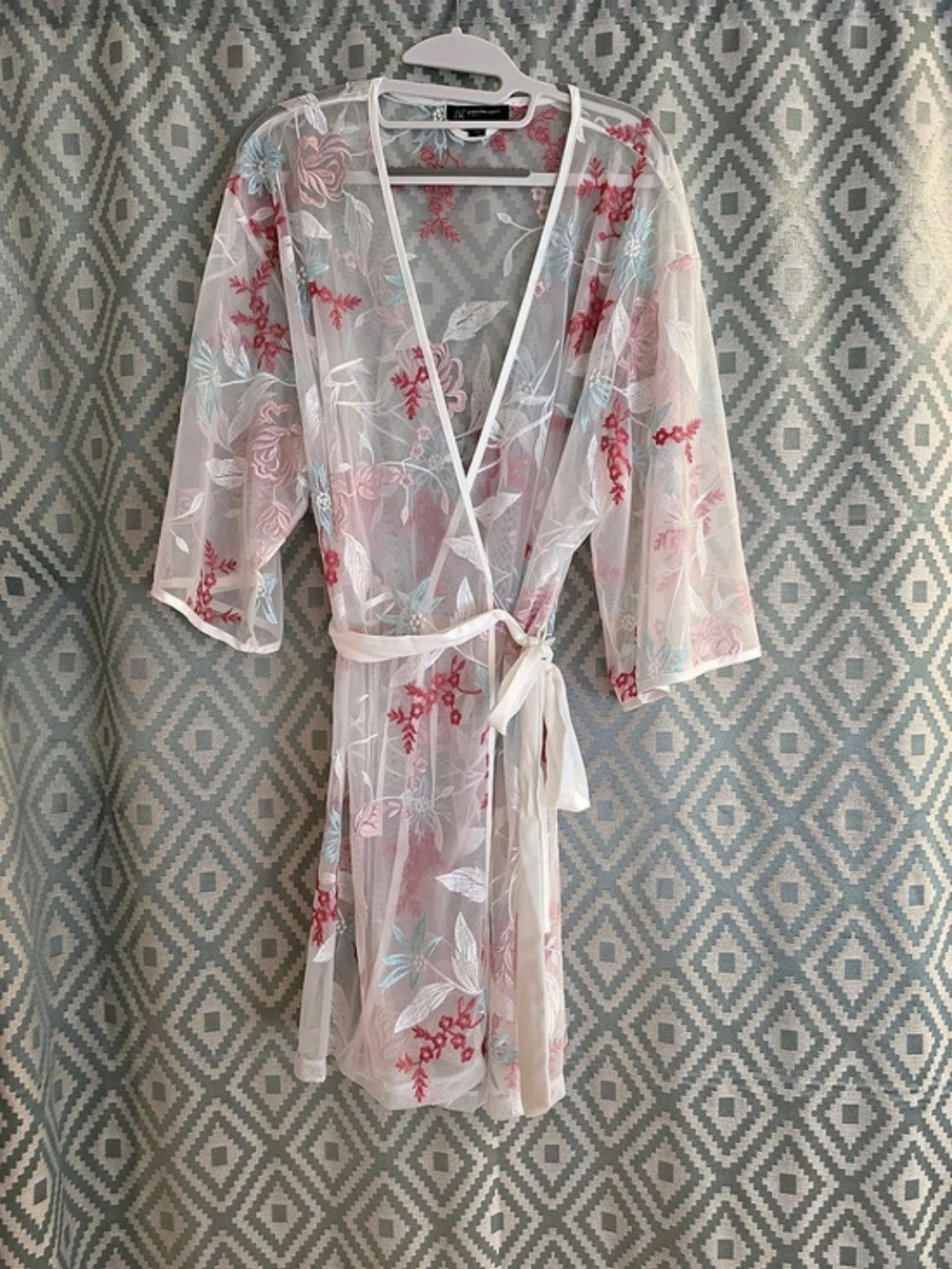 INC Floral Mesh Lingerie Robe in Embroidered Pink & White XL Like New